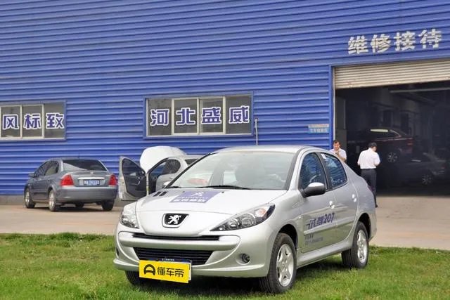 一万元左右买个二手车，是什么样的车好一些？