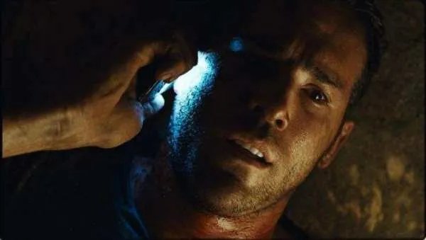 如果一个人被活埋 该怎么出来