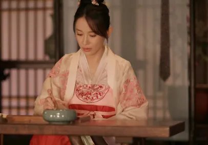 《知否》墨兰嫁给梁晗会幸福吗 她的结局是什么