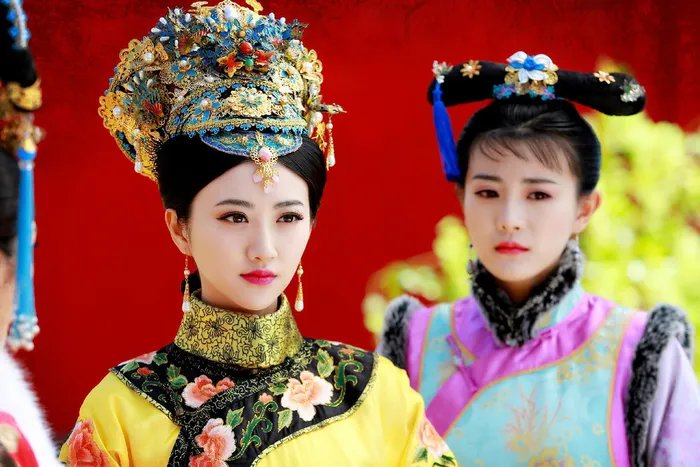 乾隆皇帝的母亲是甄嬛吗？