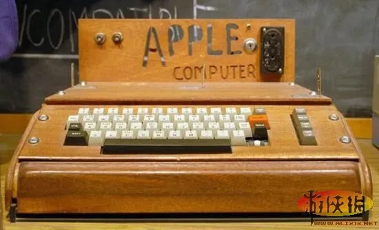 苹果老总的十大囧事：敲诈同事 忽悠同事下岗