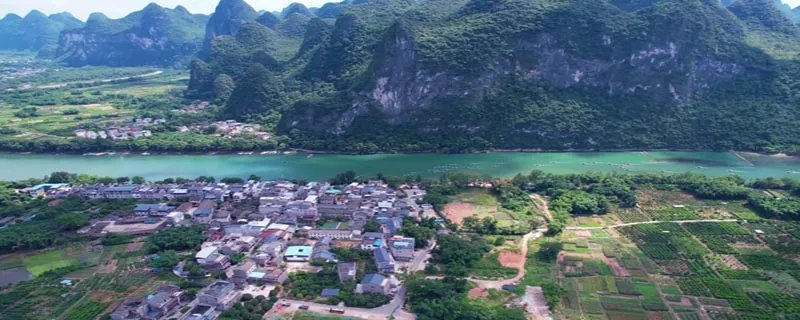 回族的服饰特点 回族的服饰特点是什么