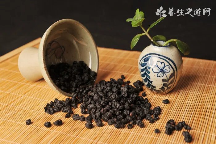 肉苁蓉是什么味道 肉苁蓉为什么是咸的