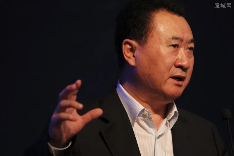 王健林有几个孩子 万达董事长家庭成员揭秘