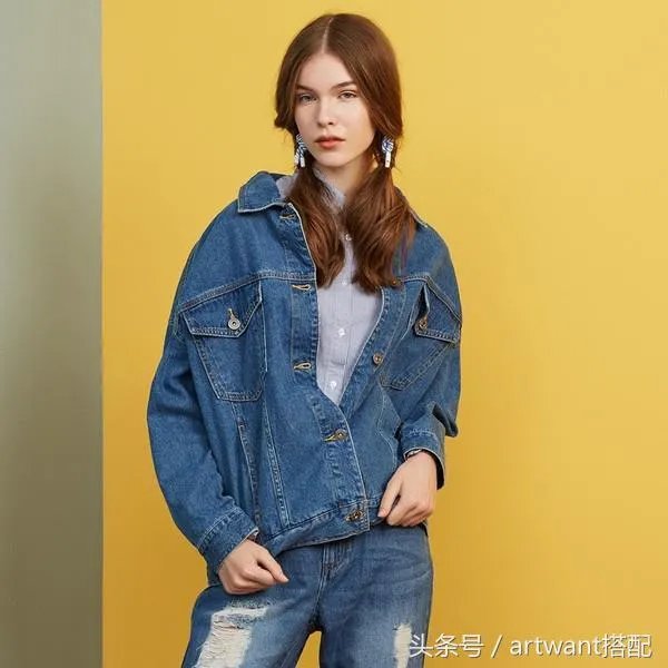 今年秋季比较流行什么样的外套呢?