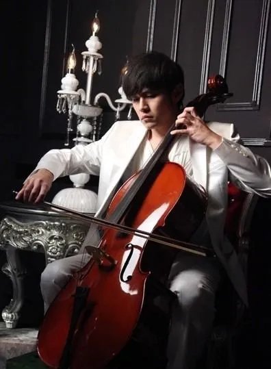 周杰伦帅气QQ头像