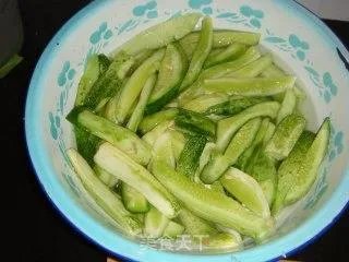 腌制黄瓜的方法与步骤?