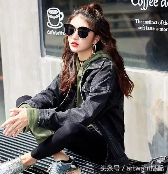 今年秋季比较流行什么样的外套呢?