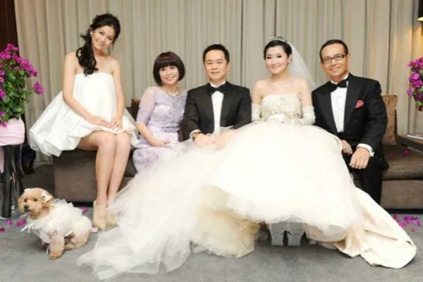 Selina前夫与女友分手,称有无法克服的问题,什么问题无法克服?