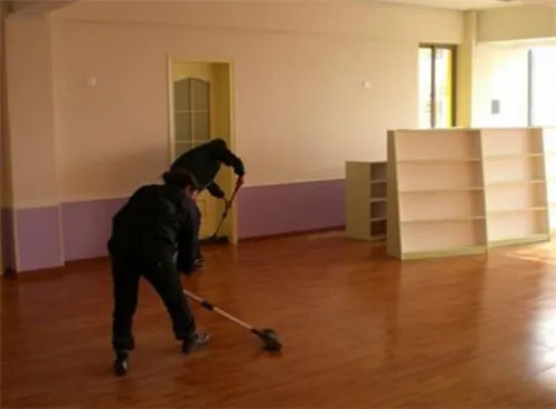 做保洁需要什么工具和材料