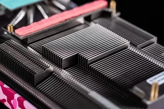 HIS RX 5700 XT军团超频版显卡评测:风格前卫重磅回归