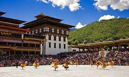 2006年发布的“全球快乐国度排行榜”中,不丹名列第八位,位列亚洲第一位,是什么让不丹人那么快乐?