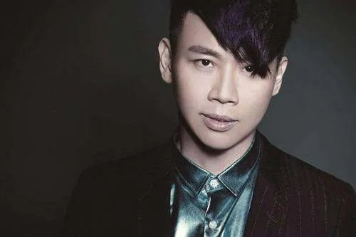 “就是爱你爱着你…”是哪首歌的歌词？