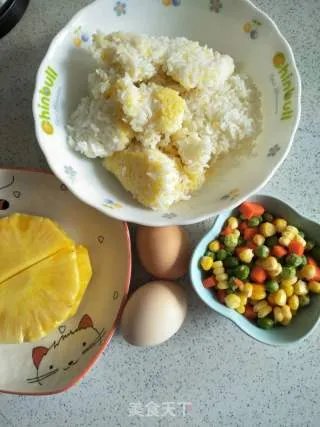 菠萝炒饭