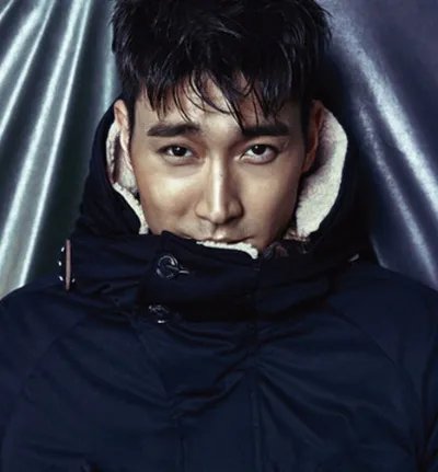 崔始源图片最新展示 和昌珉一起入伍不孤单