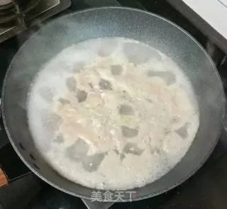 玉米萝卜排骨汤