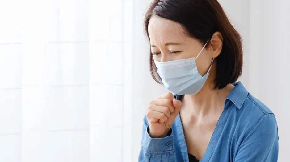 咳嗽总不好，会变“白肺”？3个办法提前预警