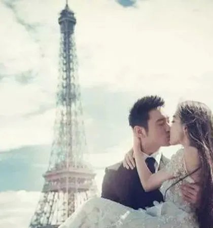 杨颖和黄晓明亲嘴照片大全曝光 甜蜜亲吻羡煞旁人