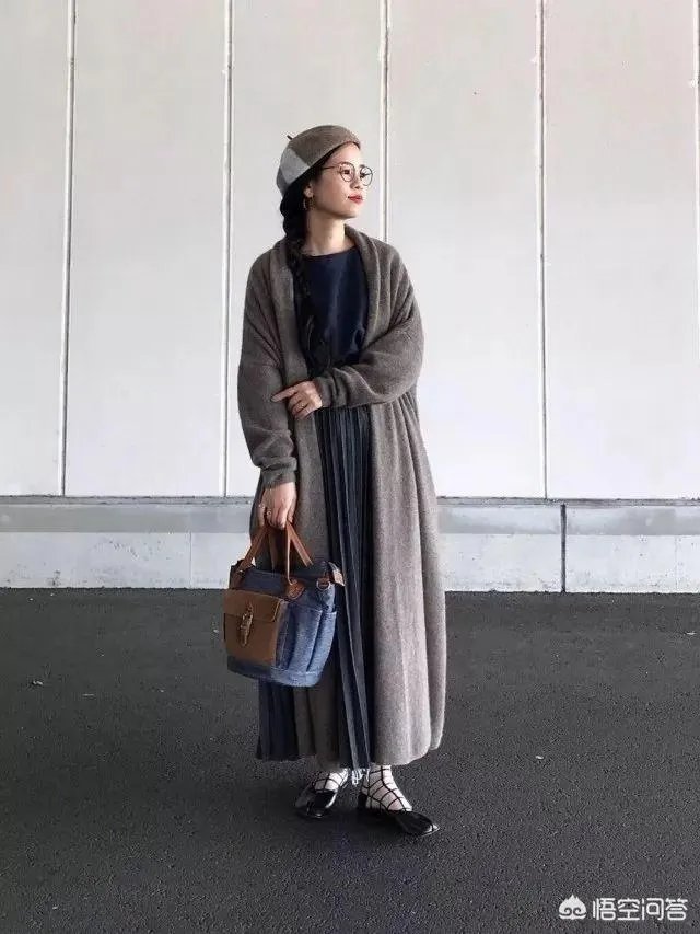 今年秋季比较流行什么样的外套呢?