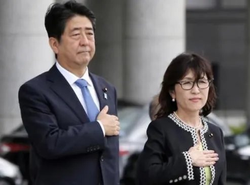 日本女防相稻田朋美陷新丑闻接下来将要面对哪些问题？