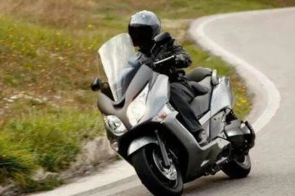 摩托车价格大全踏板摩托车多少钱一辆？