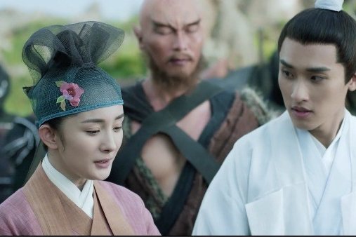 杨幂女扮男装是怎么回事?