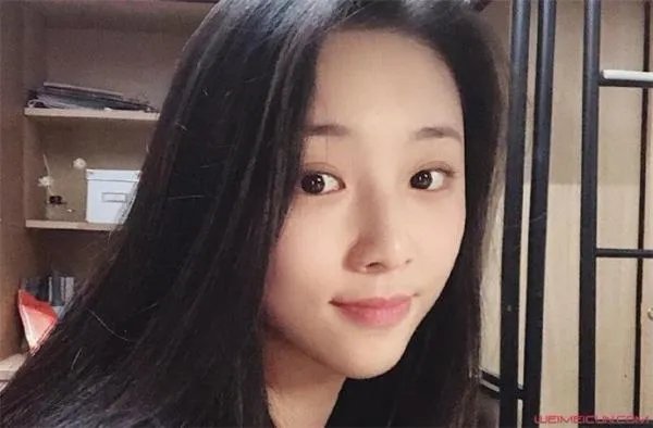 中戏校花葛施敏的家庭背景怎么样?