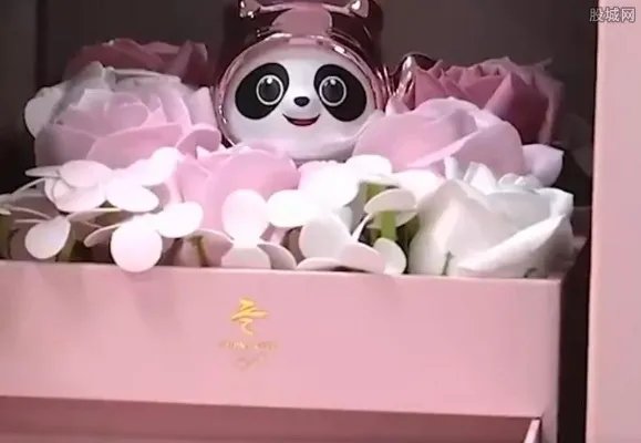 粉色冰墩墩来了 你知道在哪里买吗？