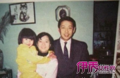 网友曝陈道明与女儿合影