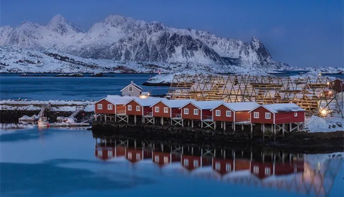 第一个社会主义国家 第一个社会主义国家是哪个