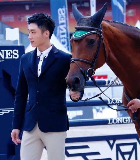 为什么说黄景瑜几把大 黄景瑜节目中起了反应