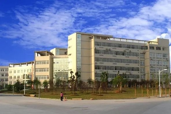 湖北三峡大学是一本还是二本