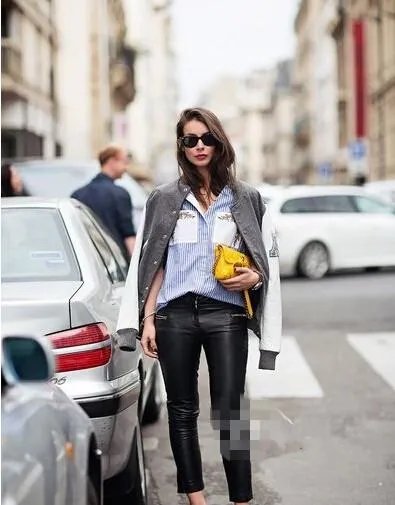 今年秋季比较流行什么样的外套呢?