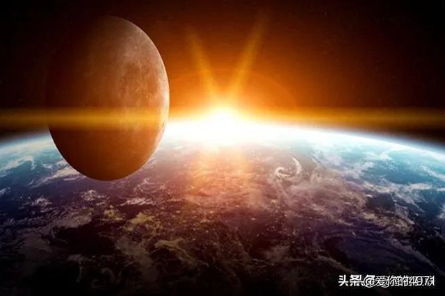 你曾拍过或者见过的最美的月亮是什么样的?