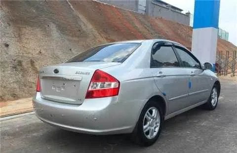 一万元左右买个二手车，是什么样的车好一些？