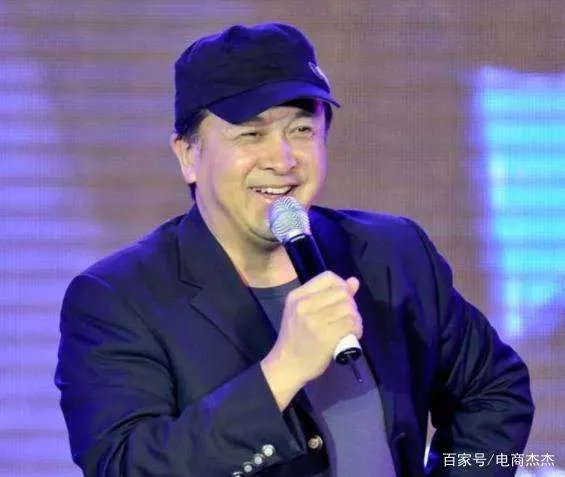 多年不见的黄宏一天内被免职带走,已经六年了,现状令人担忧,怎么回事?