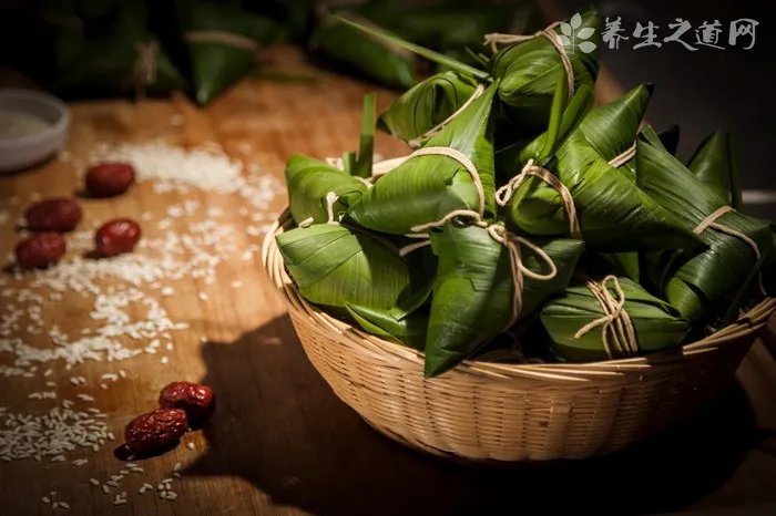 酸牛奶的营养价值_吃酸牛奶的好处