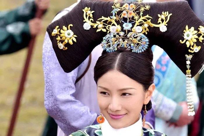 乾隆皇帝的母亲是甄嬛吗？