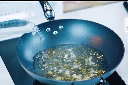 海带豆腐汤的做法 家常海带豆腐汤做法介绍