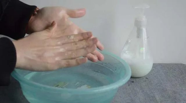 泡沫洗手液怎么做?