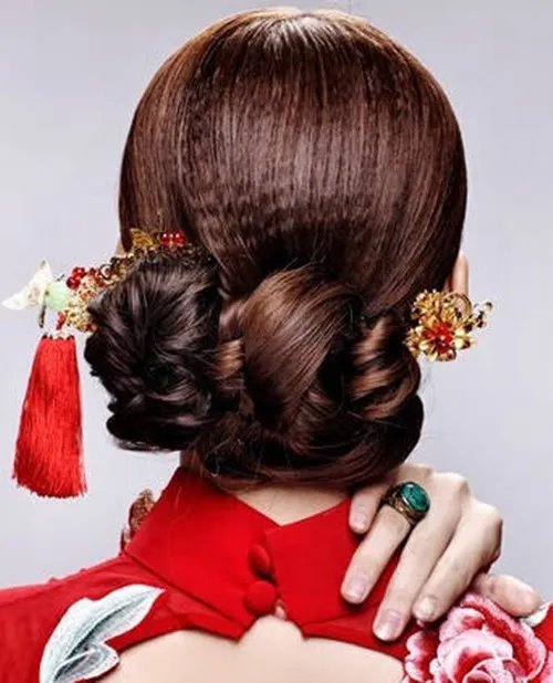 新娘发型步骤解析 新娘发型有哪些风格