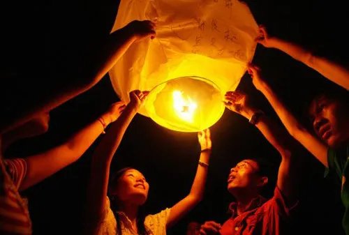 孔明灯的原理 孔明灯怎么放