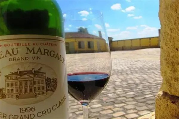 波尔多有哪些顶级的酒庄?波尔多酒庄排名