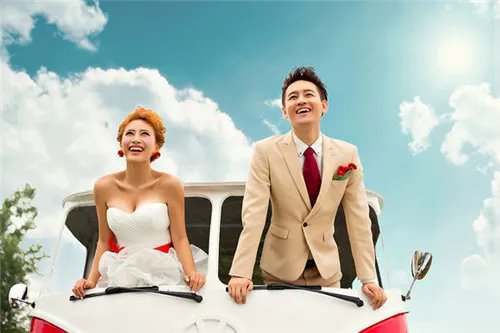 西安婚纱摄影工作室排行榜   西安拍婚纱照一般多少钱