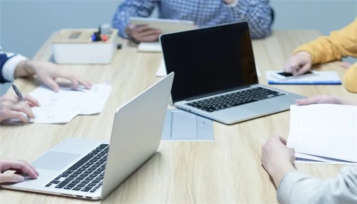 董事长和总裁有哪些区别 董事长和总裁的区别