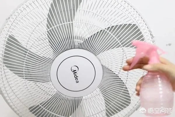 什么方法让风扇叶子不沾尘?