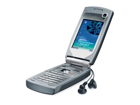 Q屏翻盖智能机 诺基亚N71有望跌破3000