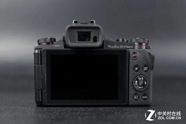 口袋里有“怪兽” 佳能G1 X Mark III评测