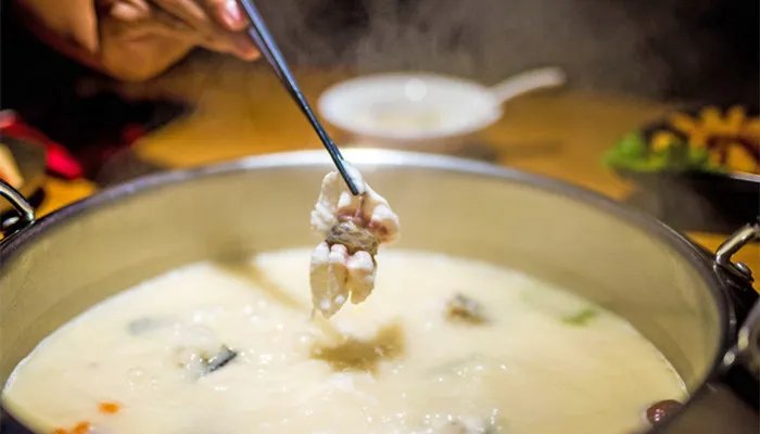 高压锅可以在电磁炉上用吗 普通高压锅可以在电磁炉上用吗