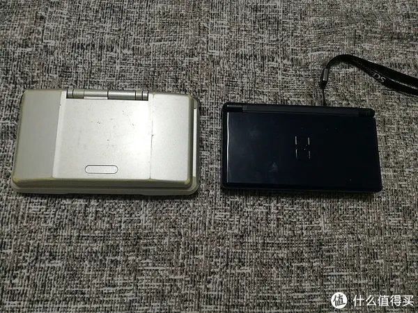 电玩任天堂游戏机